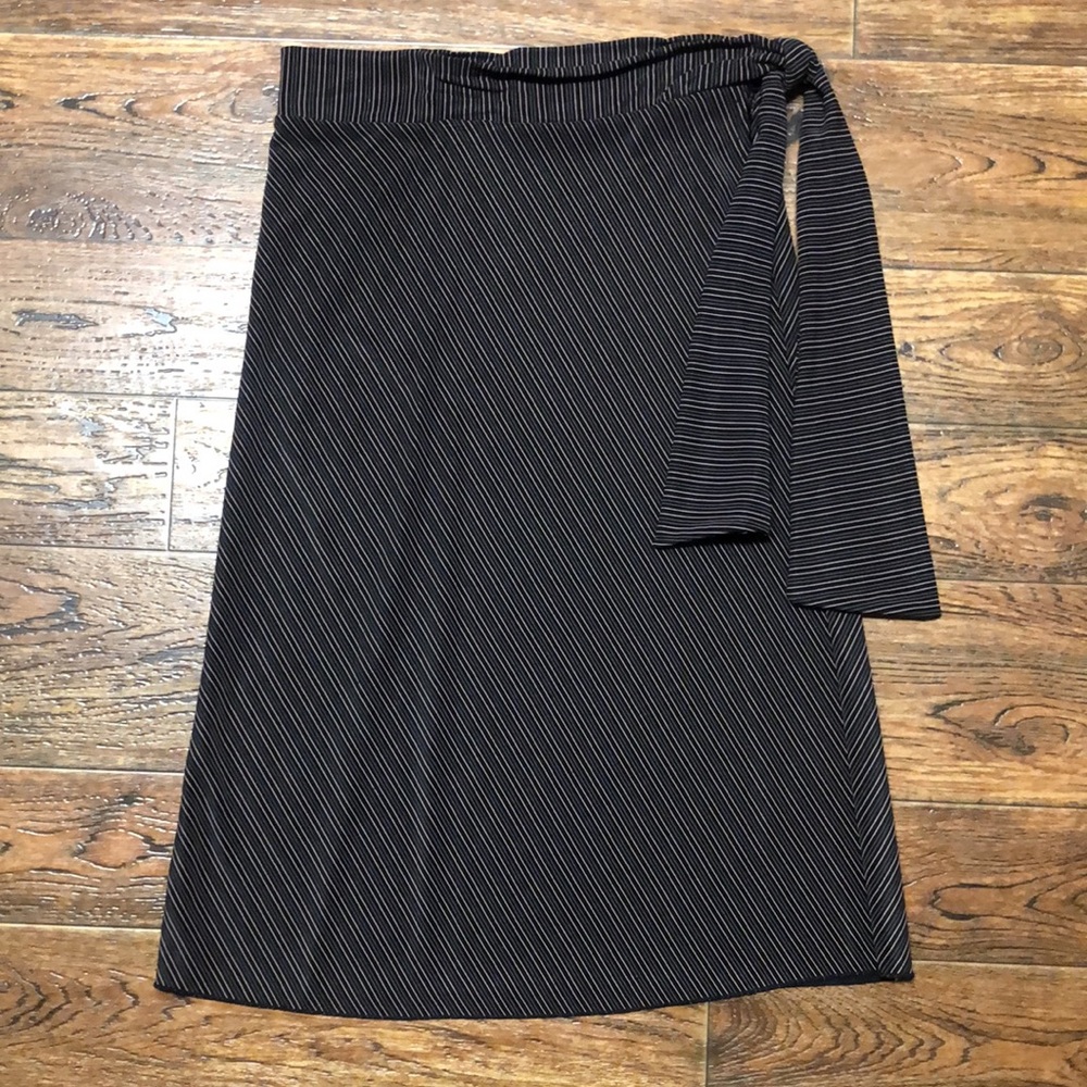 Love Me Kiss Me Stripped Skirt